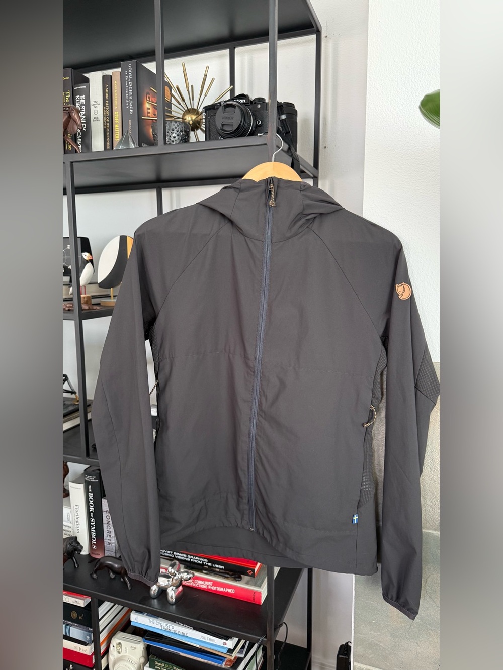NWT Fjallraven Abisko Jacket Dark Gray Women’s Small